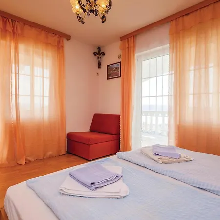 Apartment 1 Bedroom Cozy In Crikvenica