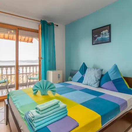 1 Bedroom Cozy In Crikvenica