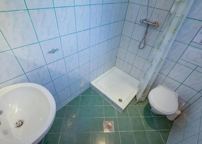 דירה 1 Bedroom Cozy In