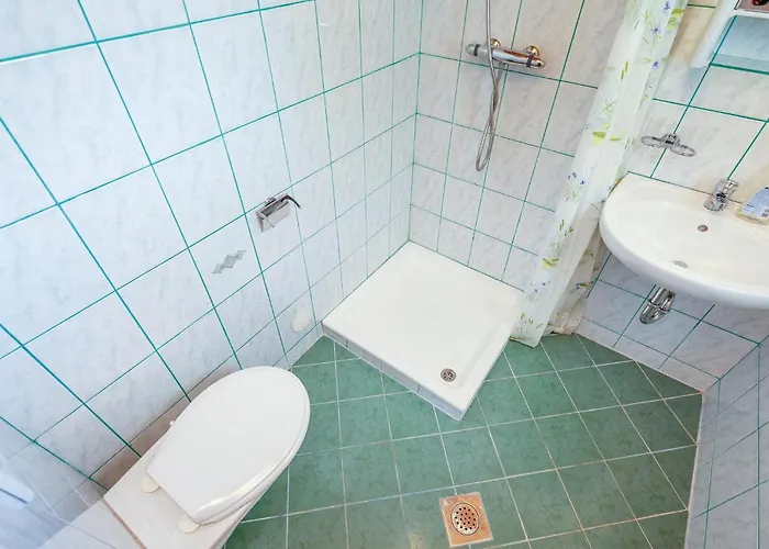 1 Bedroom Cozy In דירה קריקווניצה