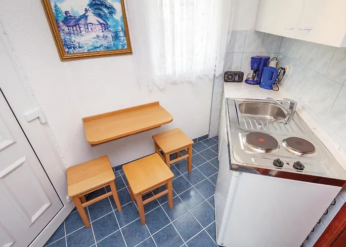 דירה 1 Bedroom Cozy In