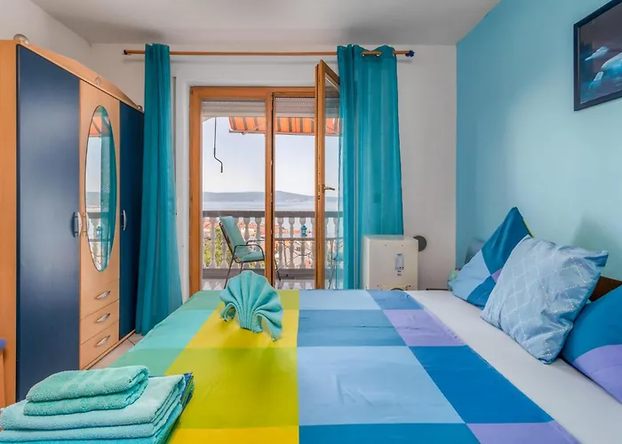 1 Bedroom Cozy In דירה