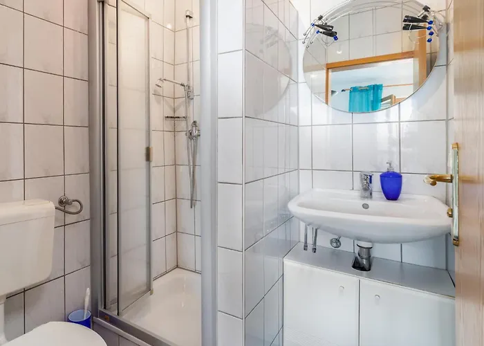 דירה 1 Bedroom Cozy In *